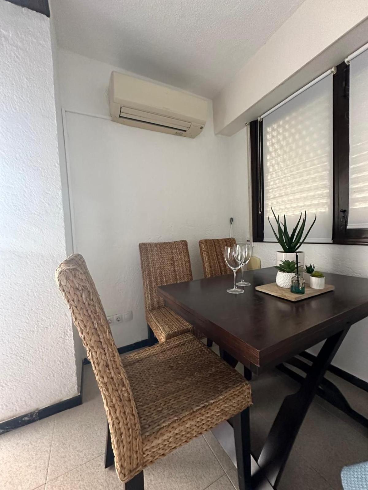 Apartamento Torre Azafata Arenales del Sol Exterior foto